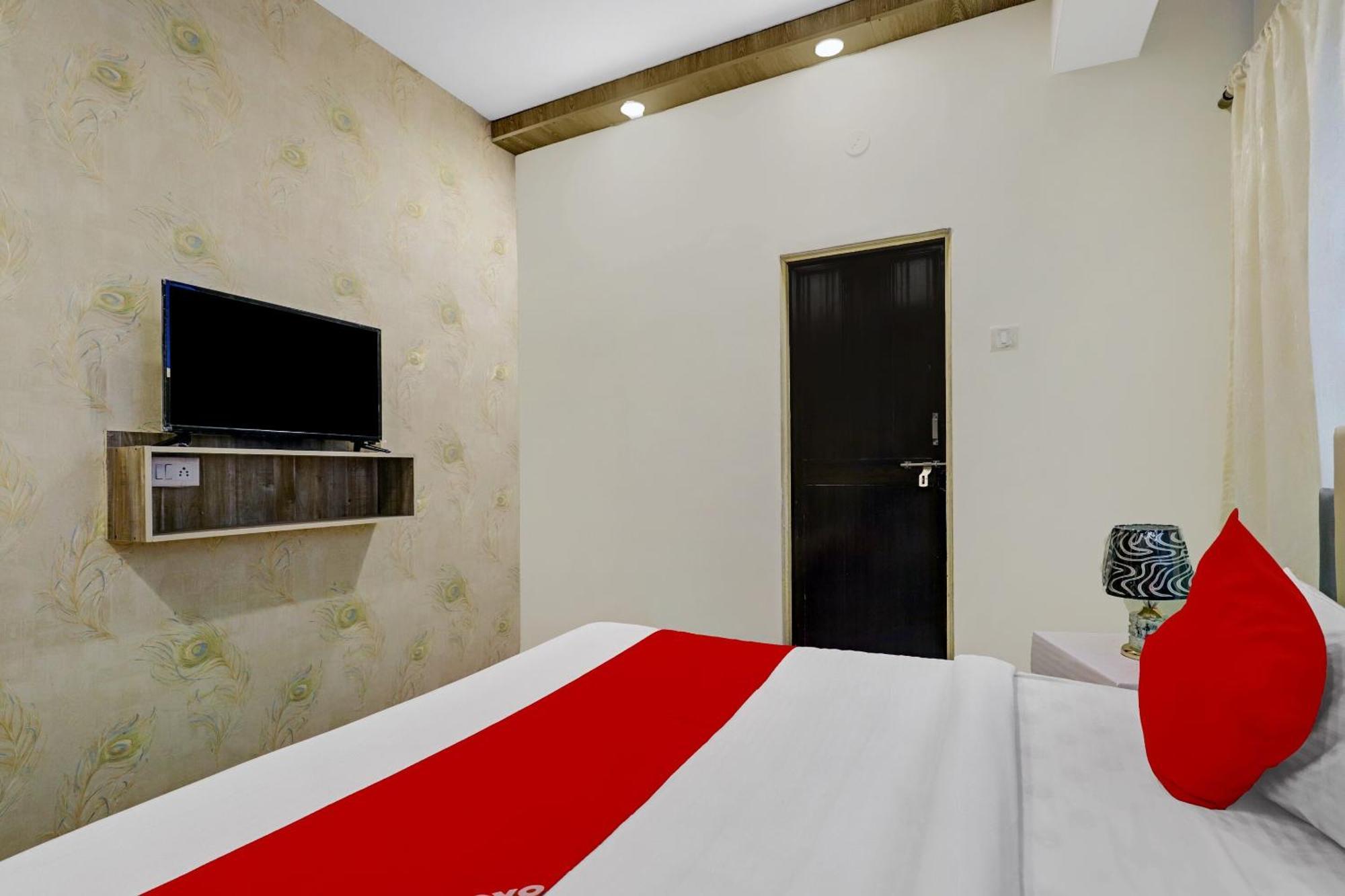 Hotel O Royal Stay Inn Royal Stay Inn นาคปุระ ภายนอก รูปภาพ