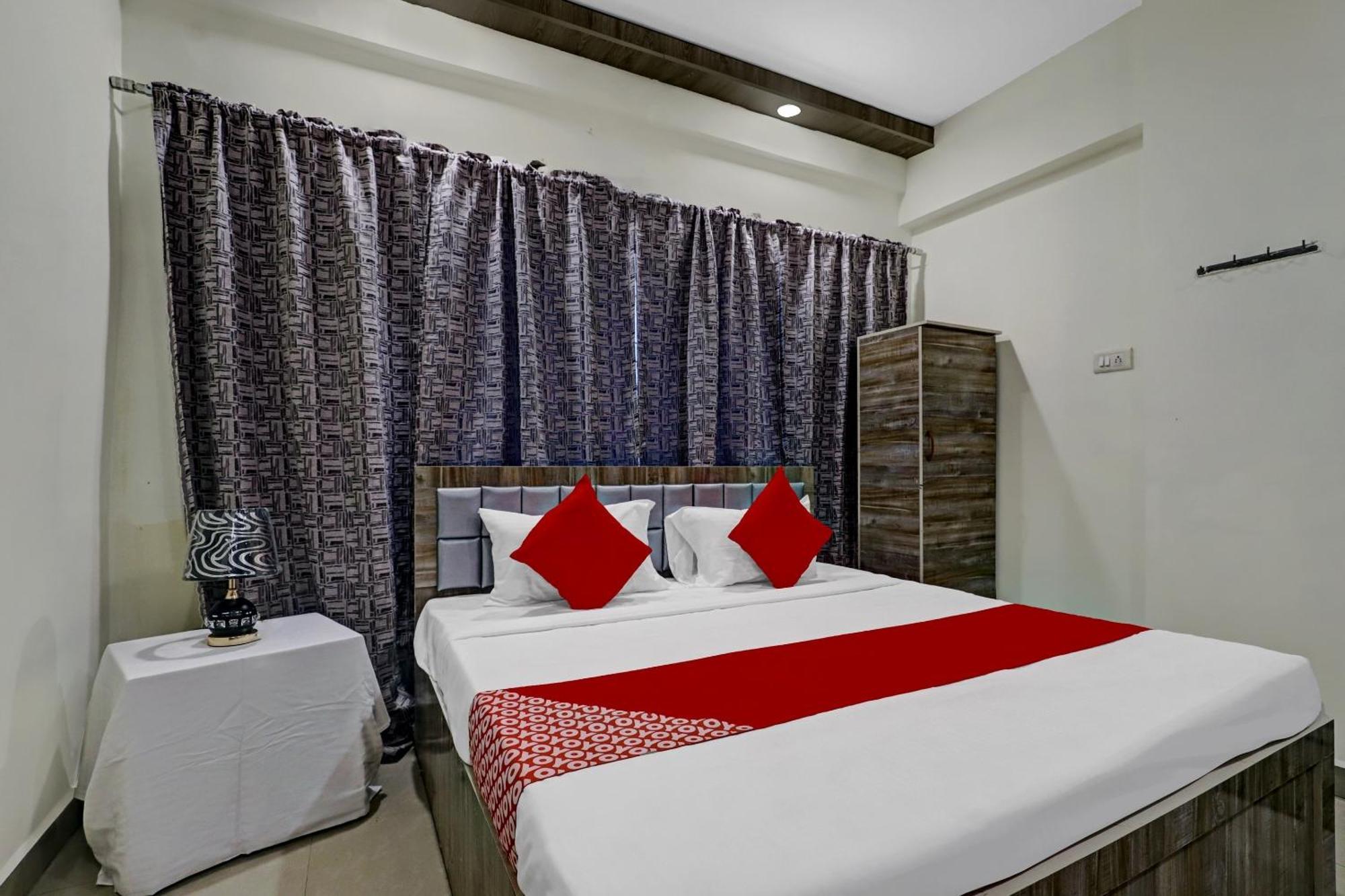 Hotel O Royal Stay Inn Royal Stay Inn นาคปุระ ภายนอก รูปภาพ