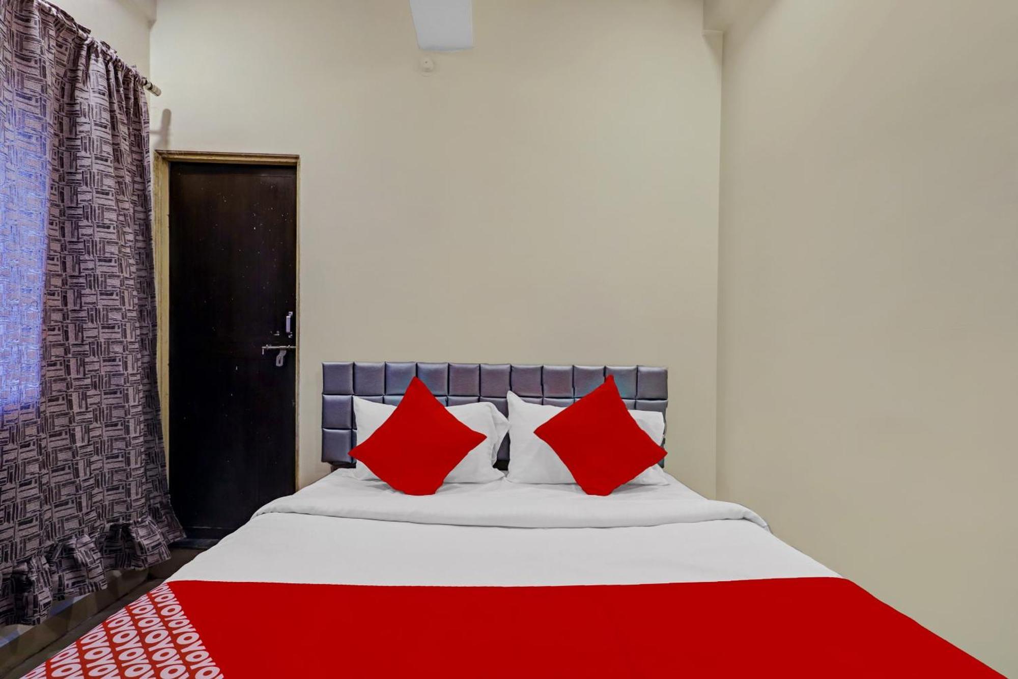 Hotel O Royal Stay Inn Royal Stay Inn นาคปุระ ภายนอก รูปภาพ