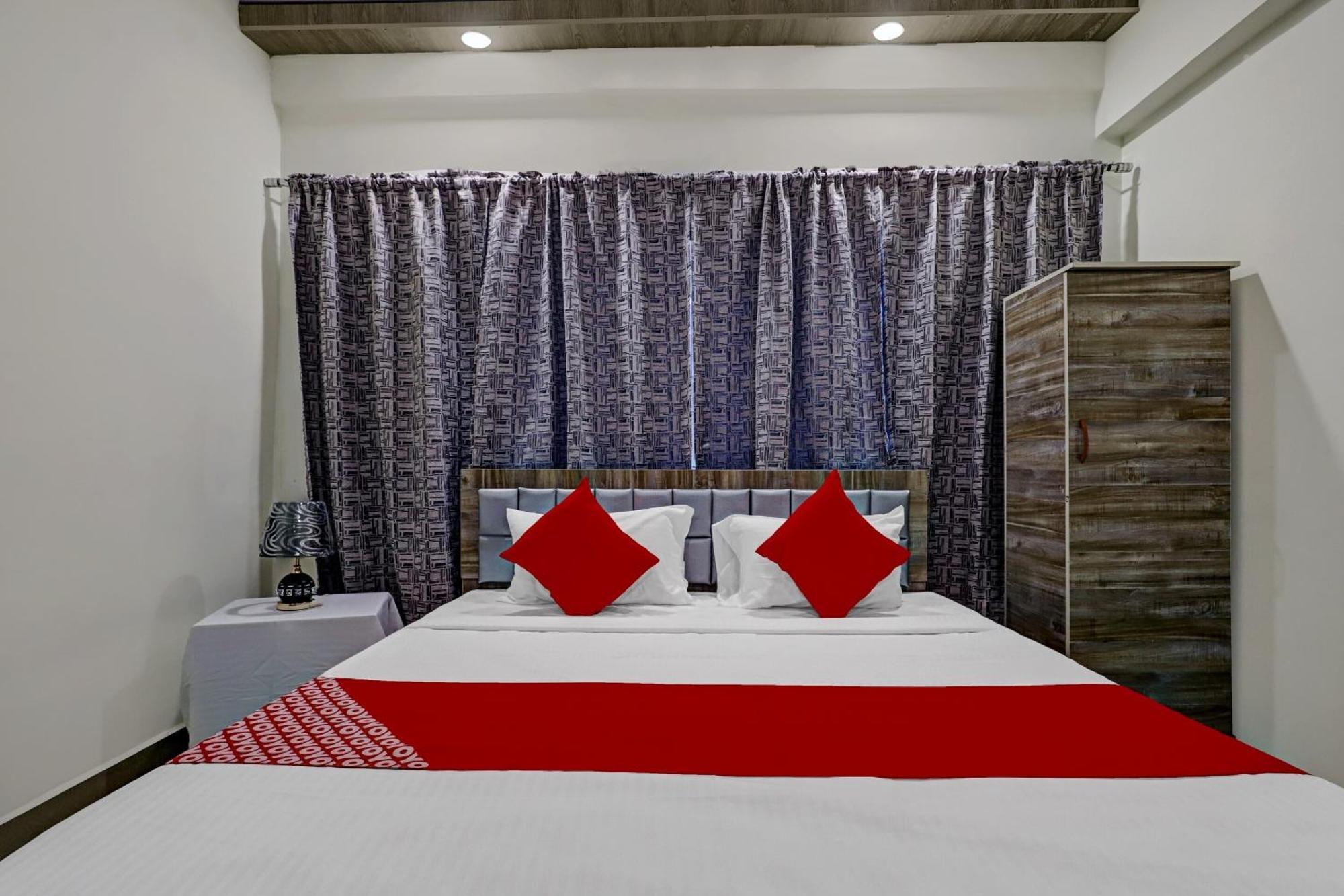 Hotel O Royal Stay Inn Royal Stay Inn นาคปุระ ภายนอก รูปภาพ
